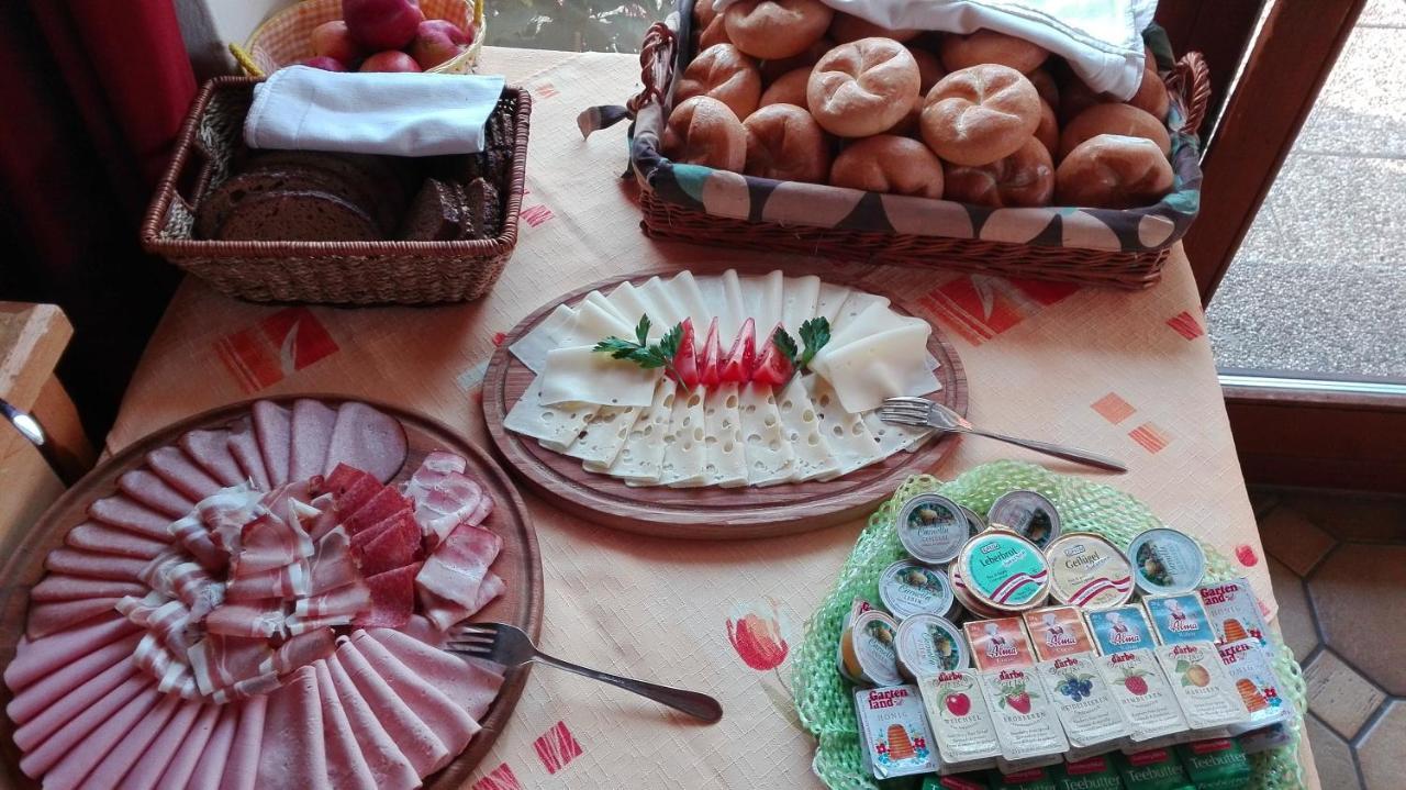 فندق Tieschnhof غوربمينغ المظهر الخارجي الصورة